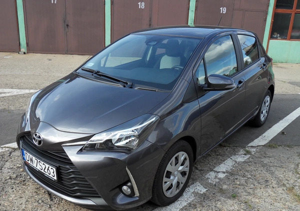 Toyota Yaris cena 57000 przebieg: 18536, rok produkcji 2017 z Wrocław małe 92